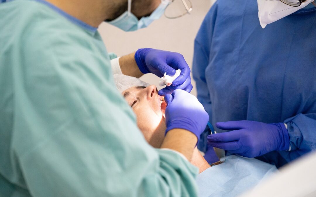 ¿Cuánto se tarda en poner un implante dental?